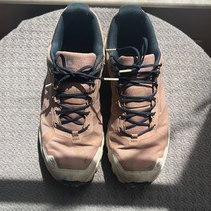 Trail Hikers size 9